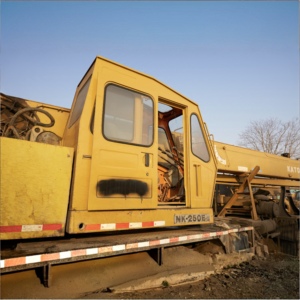 مستعملة Kato ، 25Ton وحدة التضاريس الوعرة الأساسية مع مكونات مضخة محرك علبة التروس - Product Image 6