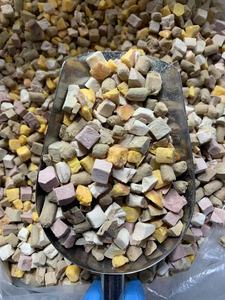 Gâteries pour chiens Granulés lyophilisés pour animaux de compagnie <span class=keywords><strong>Foie</strong></span> de poulet Viande de jaune d'oeuf Viande crue Viande de <span class=keywords><strong>canard</strong></span> à haute teneur en protéines Sain - Product Image 2