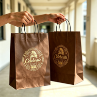 Sacs cadeaux en papier rose de luxe personnalisés avec logo imprimé sur mesure