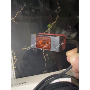 1PCS NUEVO LEUZE ET5.3/4P Se Aceptan Contrapropuestas Hecho en China - Product Image 1