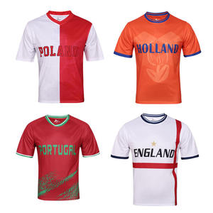 เสื้อฟุตบอลทีมชาติยอดนิยมปี 2026 ตัวอย่างฟรี ดีไซน์ดั้งเดิมแบบระเหิดสี ระบายอากาศได้ดี น้ำหนักเบา โลโก้ TPU สำหรับฤดูร้อน - Product Image 1