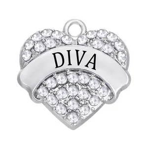 Lady kişiselleştirilmiş takı gümüş kaplama kazınmış DIVA mektup kolye kakma kristal elmas kalp şekli Charms için kolye