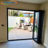 Porte pliante en aluminium pour projets commerciaux, stable et conçue pour une utilisation continue à long terme, idéale pour la cloisonnement de salles de banquet