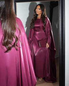 Caftán Abaya Leduo Personalizado en Satén Brillante Color Borgoña con Mangas para Mujer – Vestido Maxi Holgado y Modesto, Perfecto para la Noche - Product Image 2