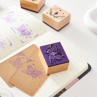 Tampon en bois de haute qualité, disponible en plusieurs styles, avec logo personnalisé et design sur mesure