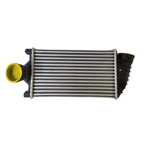 Intercooler de aluminio de alto rendimiento Premium OE 99611064071 para <span class=keywords><strong>Porsche</strong></span> 997 Sistema de refrigeración del lado derecho Ventas calientes <span class=keywords><strong>Precio</strong></span> bajo - Product Image 2