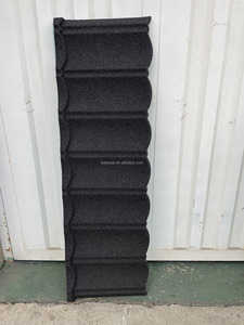 DX51D Feuille de <span class=keywords><strong>toiture</strong></span> résistante à la chaleur Durabilité principale Conception moderne Tuiles en métal revêtues de pierre pour les bâtiments - Product Image 2