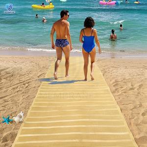 <span class=keywords><strong>Chaise</strong></span> roulante de plage pliable accessible Golden Way avec <span class=keywords><strong>tapis</strong></span> <span class=keywords><strong>à</strong></span> trous carrés Garantie 3 ans Bon <span class=keywords><strong>pour</strong></span> une utilisation sur le sable de plage - Product Image 3