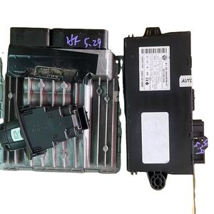 Kit de Arranque para <span class=keywords><strong>BMW</strong></span> E70 N52 con DME MSV80 CAS3DME MSV80 CAS3 <span class=keywords><strong>Volante</strong></span> de Coche - Product Image 1