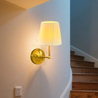 Lampe LED magnétique sans fil à chargement USB-C, design moderne, double usage mural/de table, avec éclairage tactile et couleurs RGB réglables, modèle 2026 le plus récent