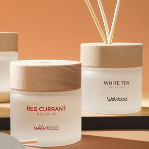 Vietnam WeWood Factory Empty Round Aroma Home Glass Reed Diffuser Packaging Bottles Wood Cover