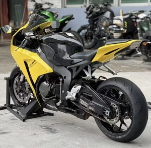 <span class=keywords><strong>Honda</strong></span> CBR1000RR Usada, Superbike de Gasolina Reacondicionada, <span class=keywords><strong>1000cc</strong></span>, Refrigeración por Agua, Motocicleta de Carreras de Alto Rendimiento - Product Image 6