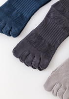 Chaussettes de course athlétiques à compression cinq orteils en Spandex/Nylon/Coton, respirantes, tricotées, fines, pour l'été, avec logo ODM sur le bord