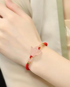 Bracciali di cristallo fortunato intrecciati a mano regolabili in rosso nero rosa con piccola <span class=keywords><strong>volpe</strong></span> disponibili in tre colori