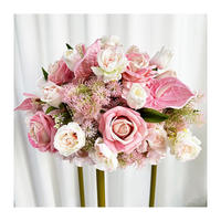 Romantischer Rosa-Weißer Künstlicher Blumenstrauß Gemischte Rosen Calla-Lilien Handgefertigt Hochwertige Simulation Hochzeitsarrangement