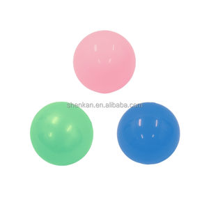 Pelota de PVC arcoíris para deportes y entretenimiento para diversión y juegos activos - Product Image 4