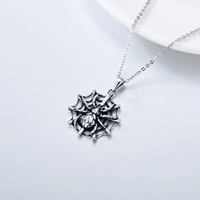 Bijoux à thème gothique Collier à pendentif araignée oxydée en argent sterling 925 pour femme