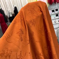 Tissu satiné jacquard à motif tonal pour robes kimono