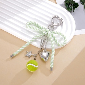 Llavero de moda para mujer, decoración de verano para vacaciones, dijes de béisbol con forma de corazón y estrella, cadena para teléfono para niñas, cuerda de macramé de colores brillantes, lazo. - Product Image 4