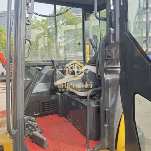 Used Original Japan Komatsu PC35MR <b>Mini</b> Excavator 3.5Ton Hydraulic Crawler Digger Second <b>Hand</b> Small Digging Machine For Sale - Product Image 4