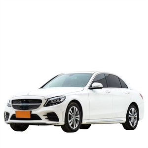 Auto Usado de Alta Calidad, <span class=keywords><strong>Clase</strong></span> <span class=keywords><strong>C</strong></span> 2015-2022, Versión Facelift, Volante a la Izquierda, Interior Oscuro, Deportivo, Venta al Por Mayor - Product Image 1