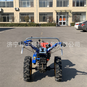 Tractor de un solo eje de 12Hp multifuncional para arado y cultivo - Product Image 4