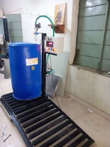 Sistema de Llenado de Cuatro Tambores, Máquina Llenadora de Líquidos Semiautomática, Llenadora de Tambores de 250L de Peso Bruto - Product Image 3
