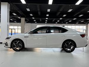Nouvelle génération <span class=keywords><strong>Skoda</strong></span> <span class=keywords><strong>Octavia</strong></span> Pro édition exclusive |   Fonctionnalités technologiques avancées |   1.4T DSG |   Berline européenne haut de gamme faible kilométrage - Product Image 5
