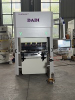 Presse plieuse CNC entièrement électrique DADI, économique, entraînée par un moteur servo, facile à utiliser pour les travaux de pliage de tôles en atelier métallurgique