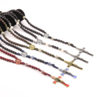 Collier pour homme en perles de bois, chapelet religieux catholique en paracorde robuste, avec pendentif crucifix et médaille personnalisée pour la prière, vente en gros