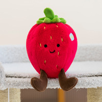 Schattig realistisch aardbeienknuffel, creatief 8-inch kraanmachine-verjaardagscadeau