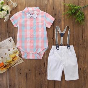 Completo Estivo per Neonati e Bambini: Pagliaccetto a Maniche Corte con Papillon a Quadri + Pantaloncini con Bretelle - Abito Formale da Gentiluomo - Product Image 2