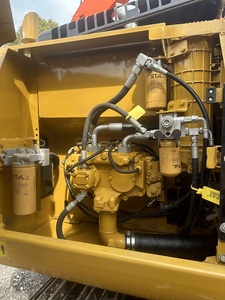 Excavadora Hidráulica de Orugas Usada CAT323D de 23 Toneladas con Motor, Caja de Cambios y PLC - Excelente Estado, Modelo 2022, Precio Bajo - Product Image 3