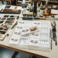 Emballage de cils carton boîte de tiroir cosmétique auto-dressante impression de feuille d'or Option de marque privée pour les outils de maquillage complets