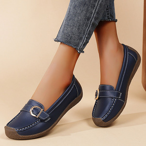 Printemps et automne chaussures plates décontractées pour femmes semelle souple haut souple chaussures de maman confortables chaussures en cuir de grande taille - Product Image 6