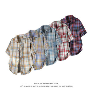 Chemise à carreaux décontractée pour <span class=keywords><strong>homme</strong></span>, style japonais, à manches courtes, doublée polaire, coupe ample, grande taille, tendance, pour sites indépendants transfrontaliers - Product Image 1