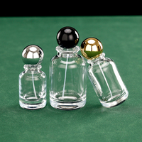 Flacon pulvérisateur en verre vide, support d'étiquette adhésive personnalisée pour les créateurs indépendants de parfums faits à la main en petites séries