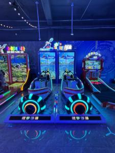 Machine <span class=keywords><strong>de</strong></span> <span class=keywords><strong>jeu</strong></span> d'arcade d'aviron à 2 joueurs Simulateur <span class=keywords><strong>de</strong></span> <span class=keywords><strong>course</strong></span> <span class=keywords><strong>de</strong></span> bateaux à pièces LED Motion Ride Interactive Game for Amusement Park - Product Image 6