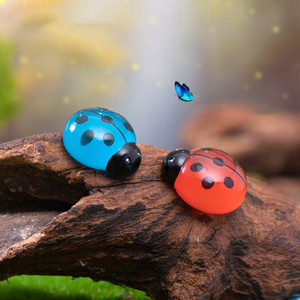 Miniature 3D résine artisanat lumineux coccinelle <span class=keywords><strong>Figurine</strong></span> lueur sombre Animal ornement pour Fairyland jardin Micro paysage décor - Product Image 4