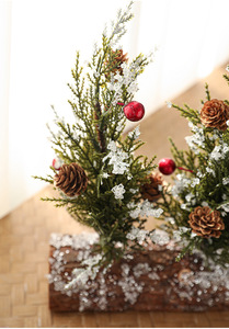 Decoración de escritorio, decoración de repisa, Decoración de mesa de comedor, árbol de <span class=keywords><strong>Navidad</strong></span> Mini, árbol artificial de <span class=keywords><strong>Navidad</strong></span> con bayas y piñas - Product Image 5
