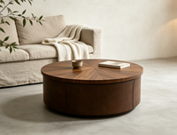 Table basse moderne de luxe durable avec plateau en placage de noyer, corps enveloppé de cuir de selle, tiroirs de rangement à double courbure pour salon