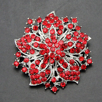 Grande broche fleurie en strass avec cristaux bleus, idéale pour les foulards, les chapeaux et les tenues de mariée