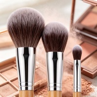 Ensemble de 12 pinceaux de maquillage avec manche en bambou naturel, poils synthétiques doux et vegan, professionnels pour le visage, les yeux, le fond de teint, le blush et les fards à paupières