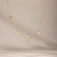 Kalung Choker Lima Bunga Berlapis Emas 18K dari Baja Anti Karat dengan Zirkon Putih untuk Wanita dari J&D Jewelry