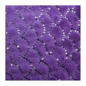 100 poliéster bordado lentejuelas <span class=keywords><strong>en</strong></span> tela de felpa de piel de terciopelo para niña ropa de mujer <span class=keywords><strong>hombres</strong></span> zapatos mujeres - Product Image 1