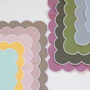 <span class=keywords><strong>Set</strong></span> di arredamento Vintage per la tavola di nozze 100% panno di lino tovagliolo <span class=keywords><strong>e</strong></span> tovaglietta <span class=keywords><strong>tovaglia</strong></span> ricamata per ristoranti <span class=keywords><strong>e</strong></span> matrimoni - Product Image 2