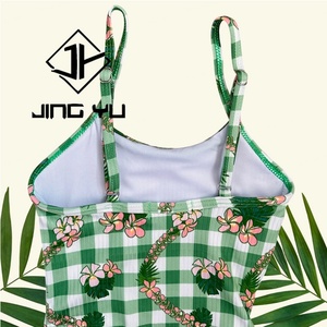 Maillot de bain une pièce à imprimé hawaïen de conception de fabricant, bikini plissé côtelé personnalisé pour filles - Product Image 6