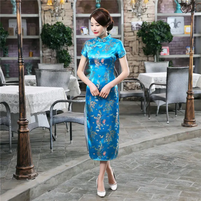 Elegante neue Brokat Satin lange Gabel Cheong sam chinesische klassische Frauen Qipao Kurzarm sexy Hochzeits abend Party Kleid