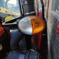 Dongfeng Lovol Yto 404/304 Accessoires de tracteur en acier Feux arrière Phares avant Clignotants de travail Feux de freinage Ferme