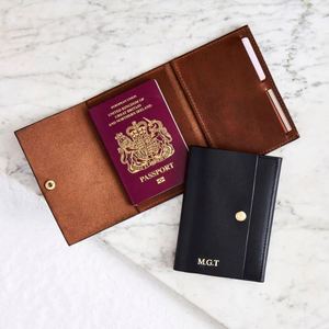 New Designer Covers Luxury Leather <b>Family</b> <b>Travel</b> Passport Holder With Pockets <b>Wallet</b> Bag Wholesale - Product Image 1